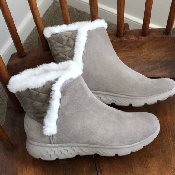 Skechers Shoes - Skechers on the go Taupe ankle boots